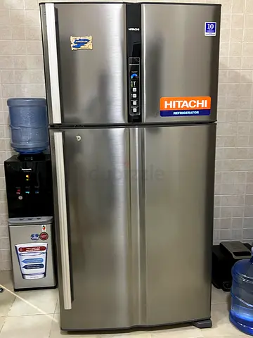 Hitachi largest size fridge 990L capacity