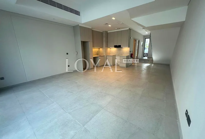 Lowest price | Last unit | Near pool63748197842945110