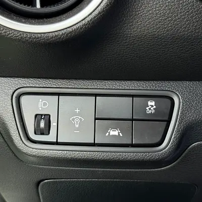 صورة 9 لـ 2020 KIA K3