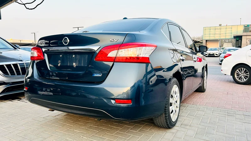 Nissan Sentra 201363699055935489113