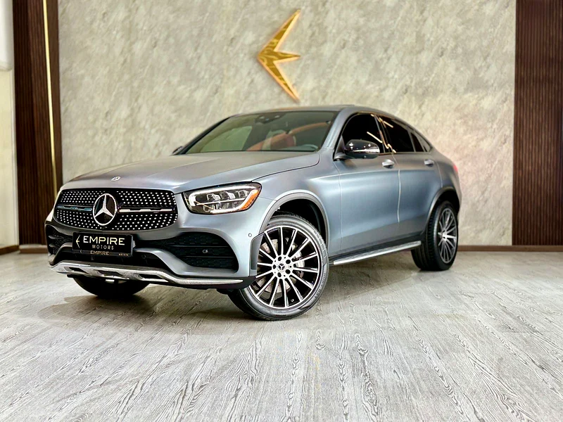 MERCEDES BENZ GLC300 AMG COUPE63613737786371111