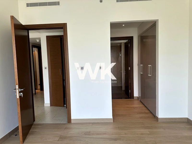 تم تأجيره بسعر 100 ألف/ وحدة زاوية / تخطيط واسع64016942741761114