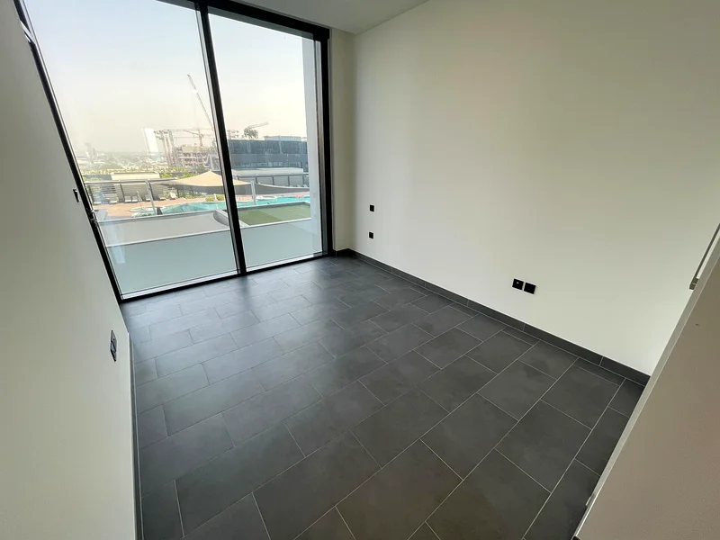 منظر المسبح | غير مفروش | شاغر63759364657281111