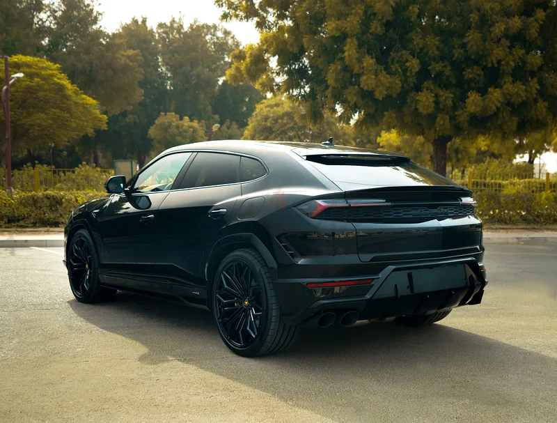 2025 | LAMBORGHINI URUS SE | FULL CARBON | FULL OPTION63613467432833113