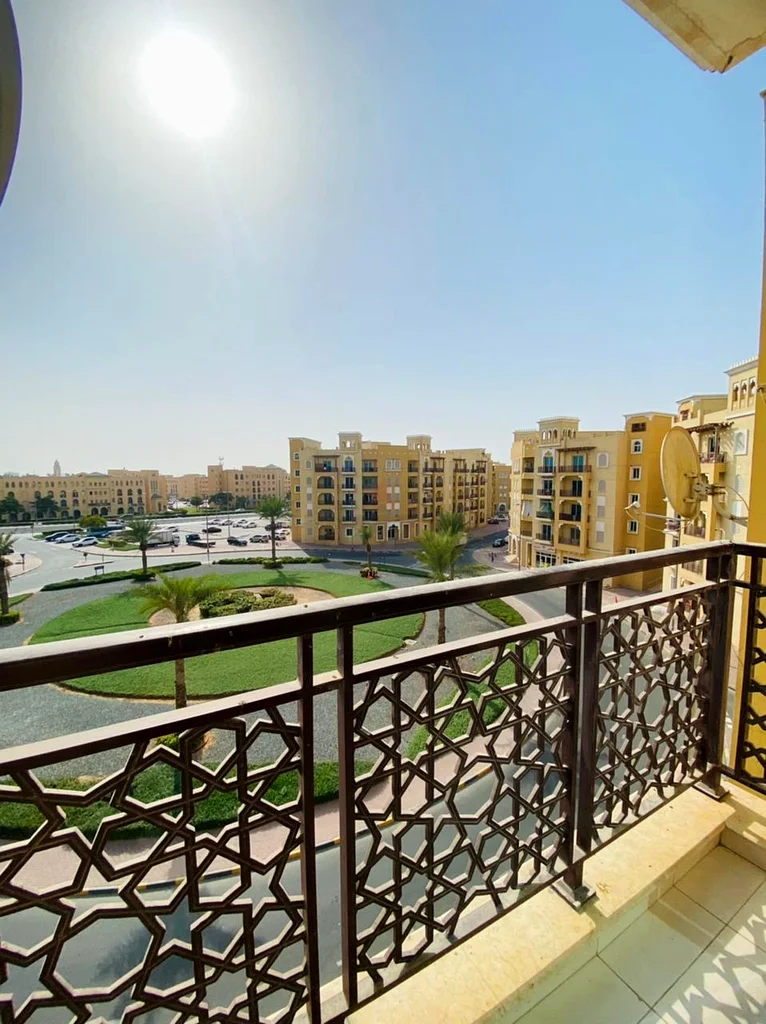 محل نوم للرجال التنفيذيين63797914243715110