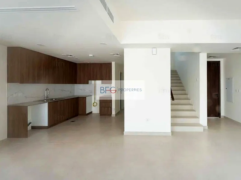 Multiple Options | Brand New | Vacant63737083604483113