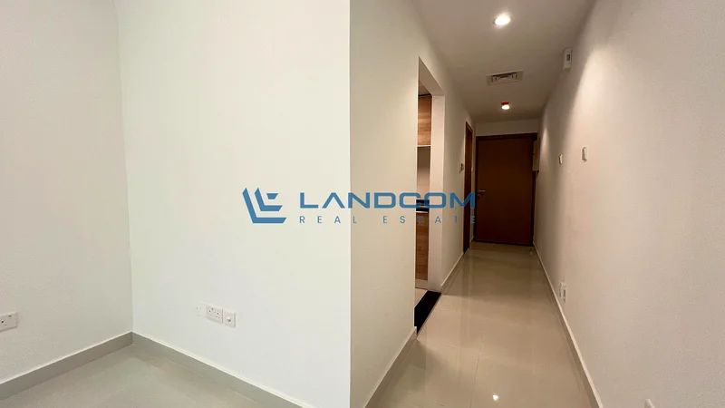 | Studio Apartment with Central A/C & Gas | Ideal for Families |63768941127043113