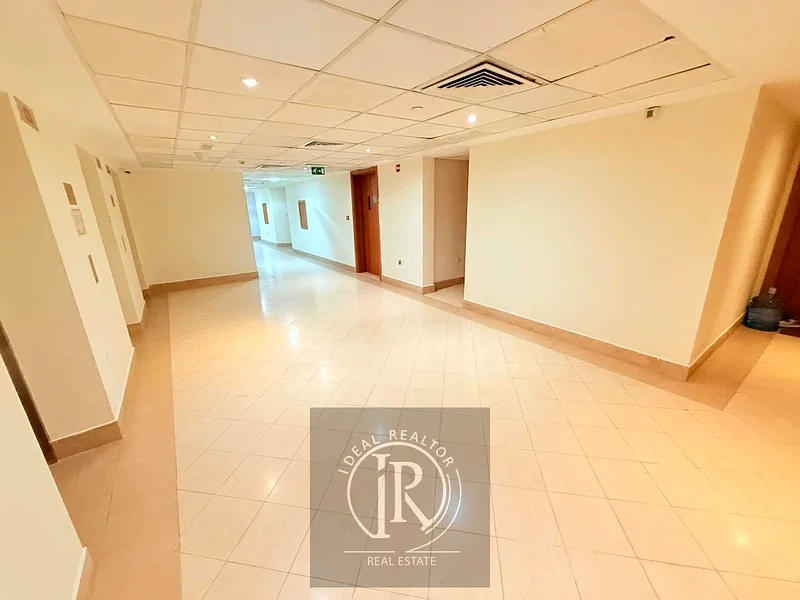 Vacant | Great Layout | W/Balcony  | Lake Views64031693261059111