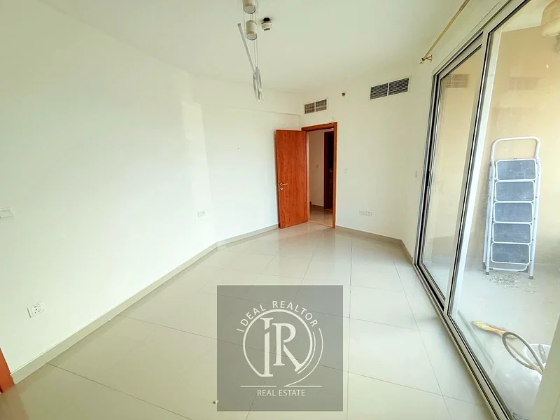 Vacant | Great Layout | W/Balcony  | Lake Views64031693261059114