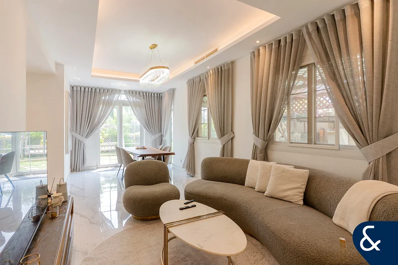 Lake View | Extended | Upgraded | Type 4E63922402958723110