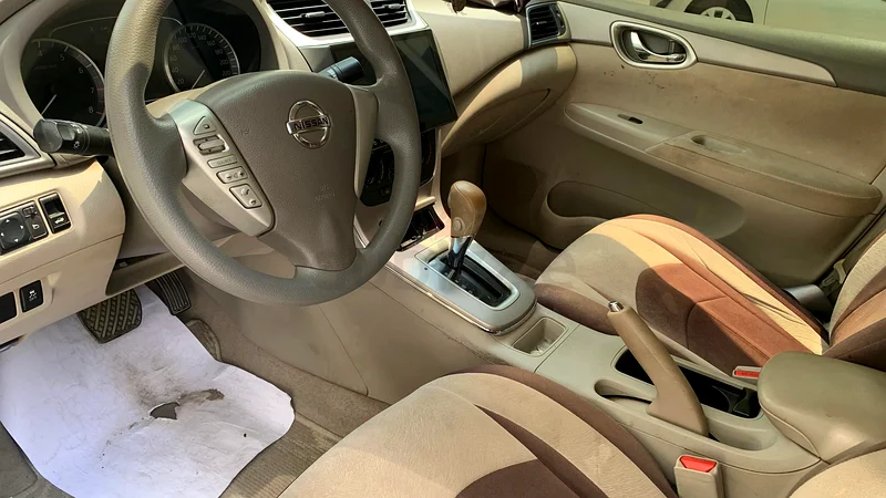 Nissan sentra 201863700944204801112