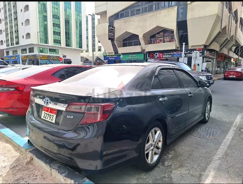 ابوظبي63699049693443111
