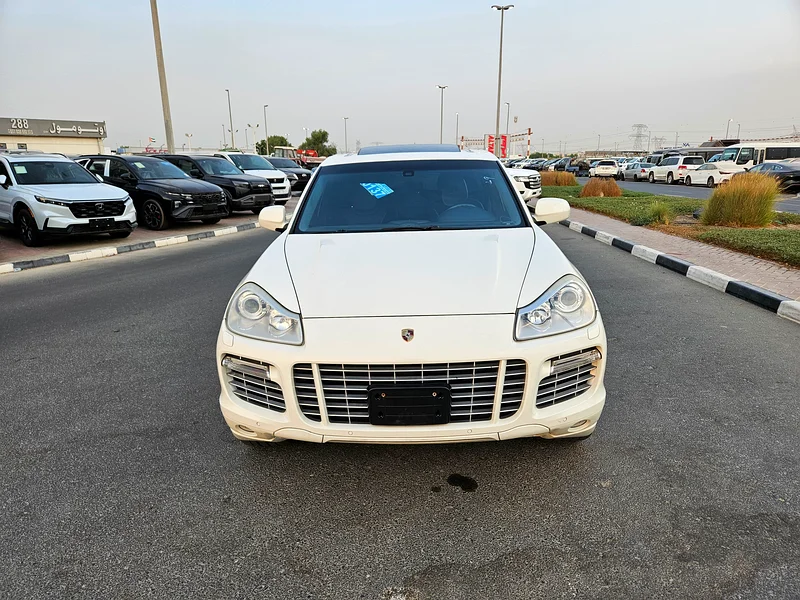 PORSCHE CAYENNE TURBO S 2010 JAPAN IMPORTED63699038304514111