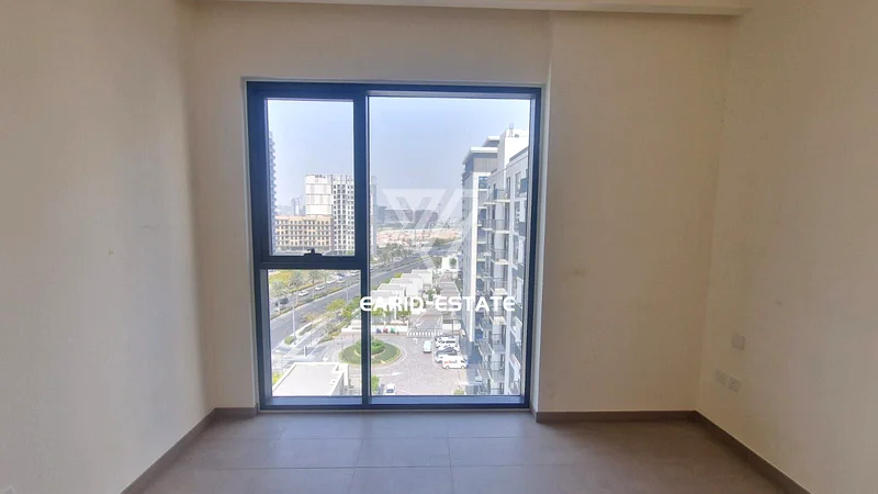 Corner Unit | Bright & Airy | Vacant63754624800258110