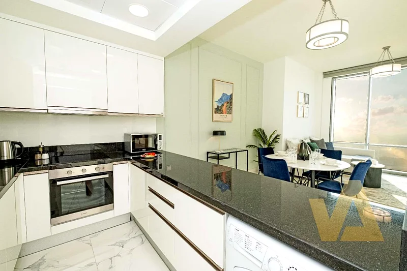 Luxury 1BR | Furnished & Upgraded | High Floor63795041372674112
