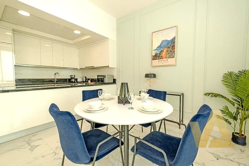 Luxury 1BR | Furnished & Upgraded | High Floor63795041372674111