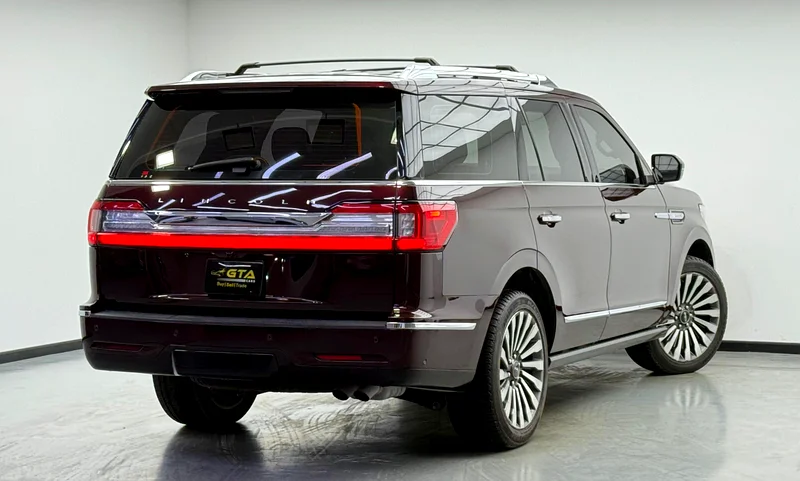 2020 Lincoln Navigator Presidential, 2025 Lincoln Warranty + Service Pack, Low Km, 8 Seater, GCC63613734692994113