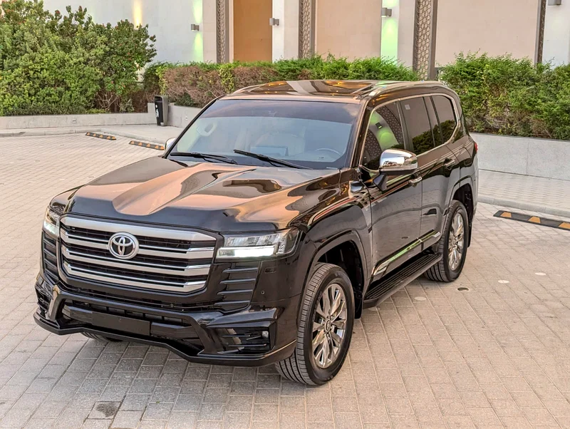 2022 TOYOTA LAND CRUISER GXR TOP TWIN TURBO GCC IN EXCELLENT CONDITION63699052860802111