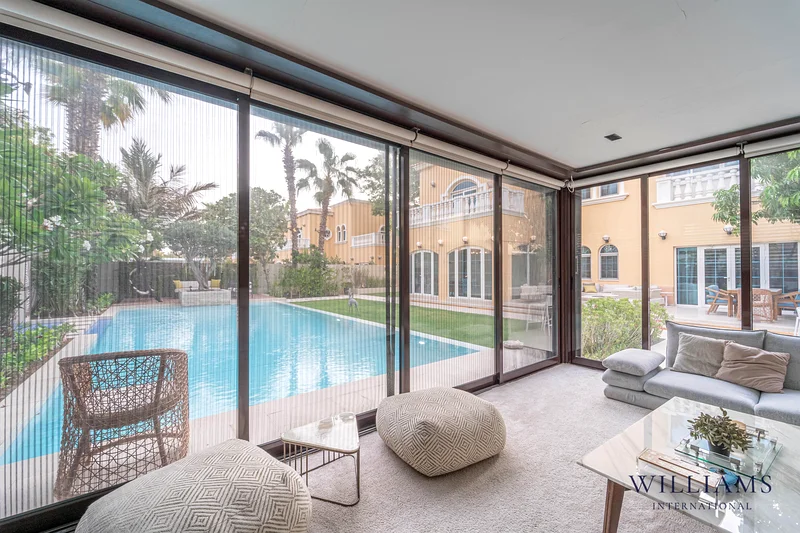 5 BED | LARGE PLOT | FULLY UPGRADED/EXTENDED63922284586627114