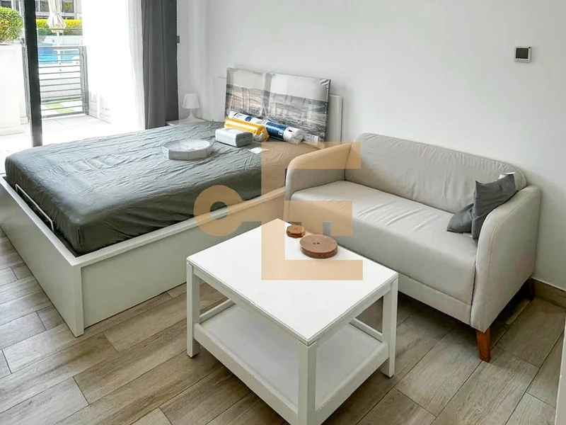 12 Cheques | Pool View | Kitchen Appliances63778781710209112