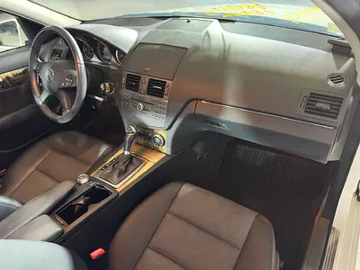 2010 Mercedes-BENZ C-CLASS — миниатюра 18