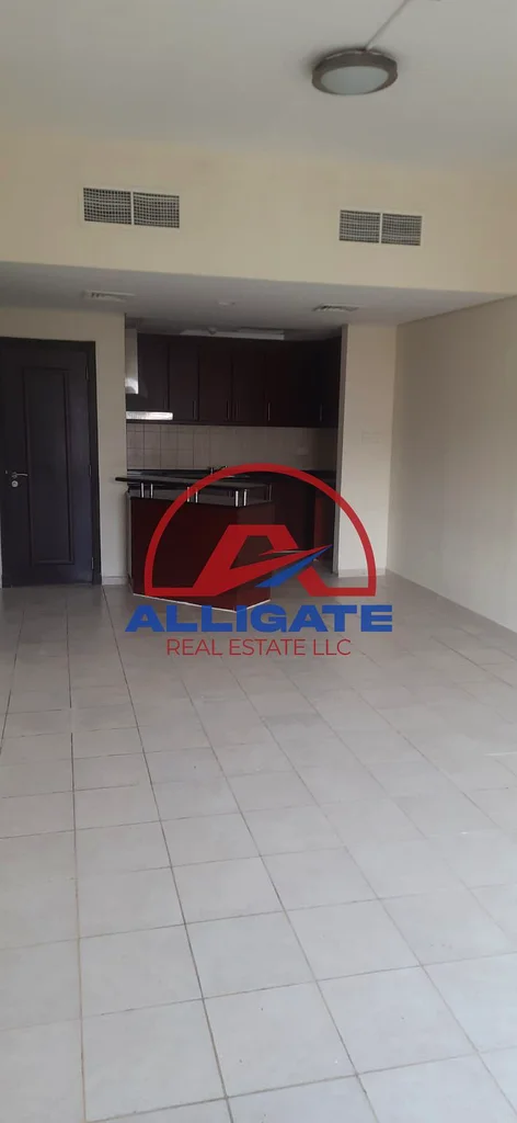 1BR WITH HUGE LAYOUT / WELL MAINTAINED / CHILLER FREE /63730794545025112
