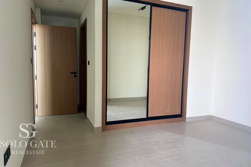 شقة جاهزة للانتقال مكونة من غرفة نوم واحدة | إطلالات بانورامية | موقع متميز63785165898115114