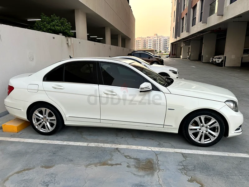 Urgent sale for Mercedes C class 180 1800CC- last price63700467245827111
