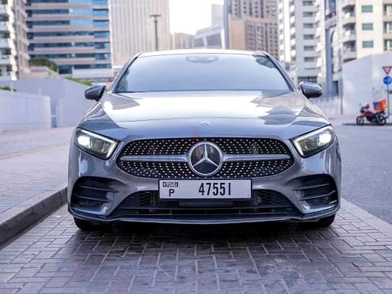 Low mileage clean 2019 A250 SPORT LINE CHANGE ONE DOOR VERY CLEAN LADIES DRIVER FIRST OWNER IN UAE63699044572802111