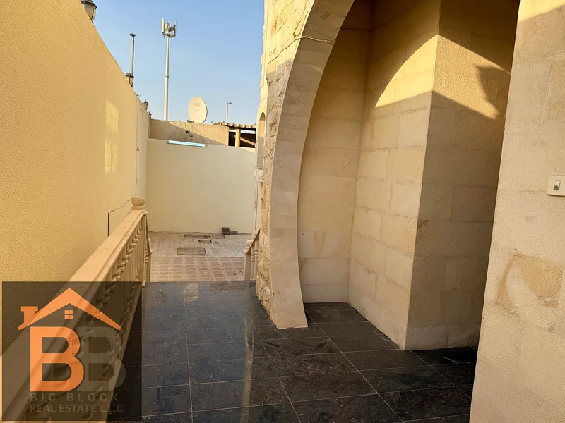 فيلا بغرف نوم ماستر 6 ذات مدخل خاص مع تضمين الماء والكهرباء توتيق متوفرة64223844499203113