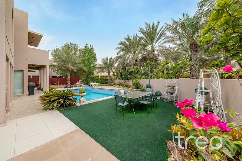 Upgraded - Extended | Huge Plot | Private Pool63919340643073113