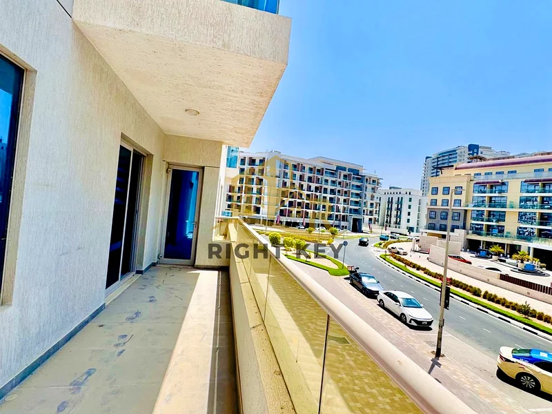 CHILLER FREE / LIKE NEW/ LUXURY 2BHK OPEN VIEW/ 103K63764396223105110