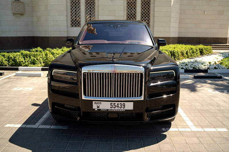 Rolls-Royce Cullinan - Black - 202063700662382979110