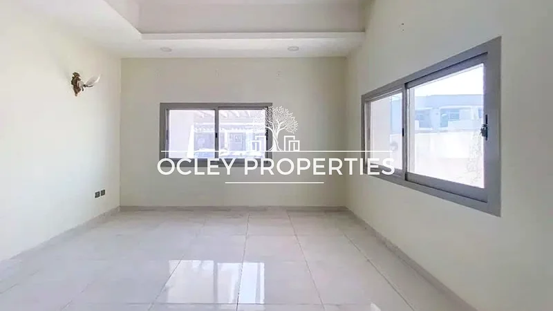 4 BHK + Maids | Spacious Villa | Vacant63763486794883114