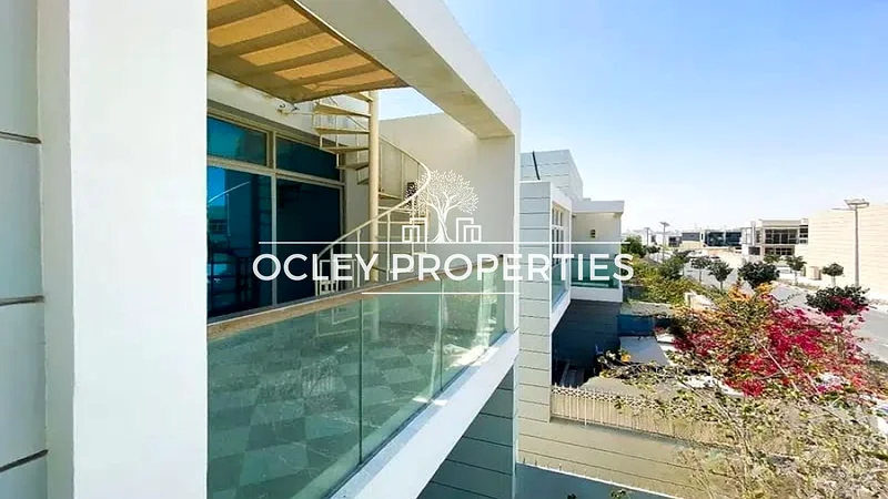 4 BHK + Maids | Spacious Villa | Vacant63763486794883112