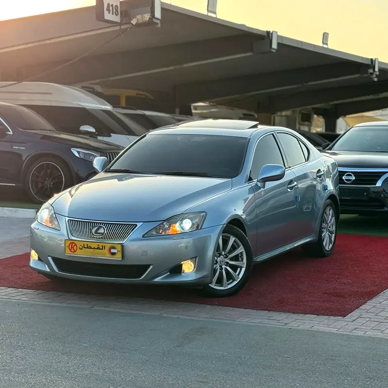 Lexus IS-Series 2007 — photo 1 of 19