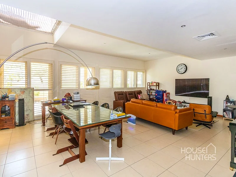 Exclusive | Vacant | Large Plot with Pool63919687109891112