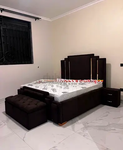 Stylish and Comfortable Queen Bed  with Storage
