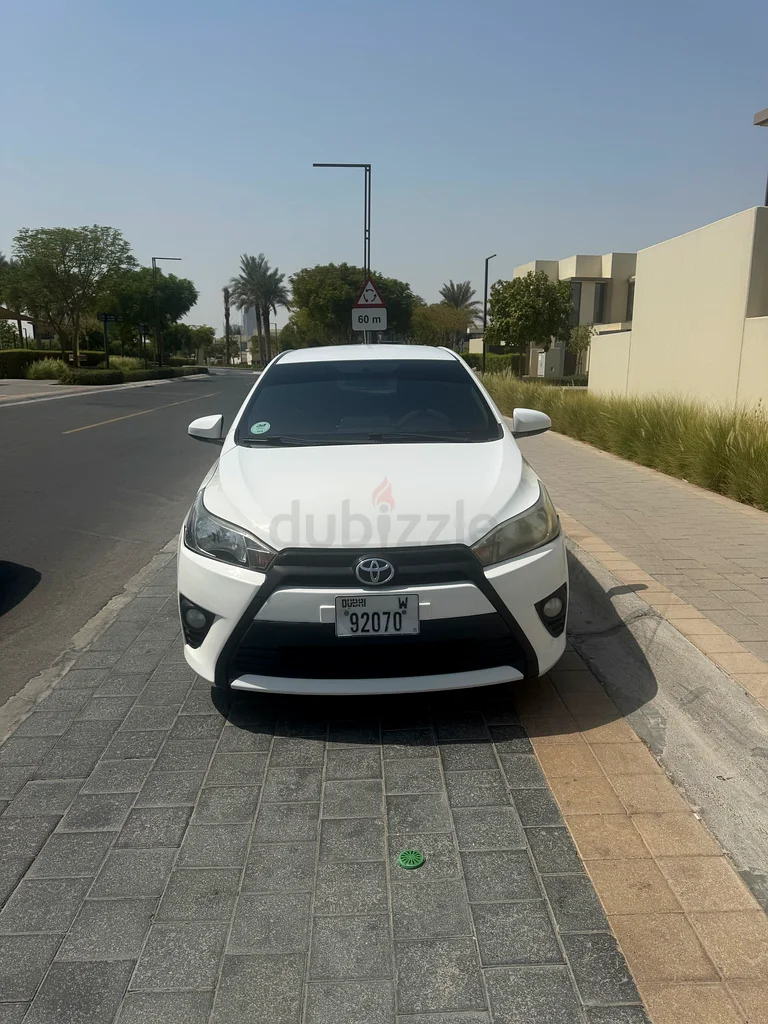 Toyota Yaris63699051410305110