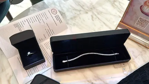 Elegant 8 Carats lab diamond tennis bracelet with certificates