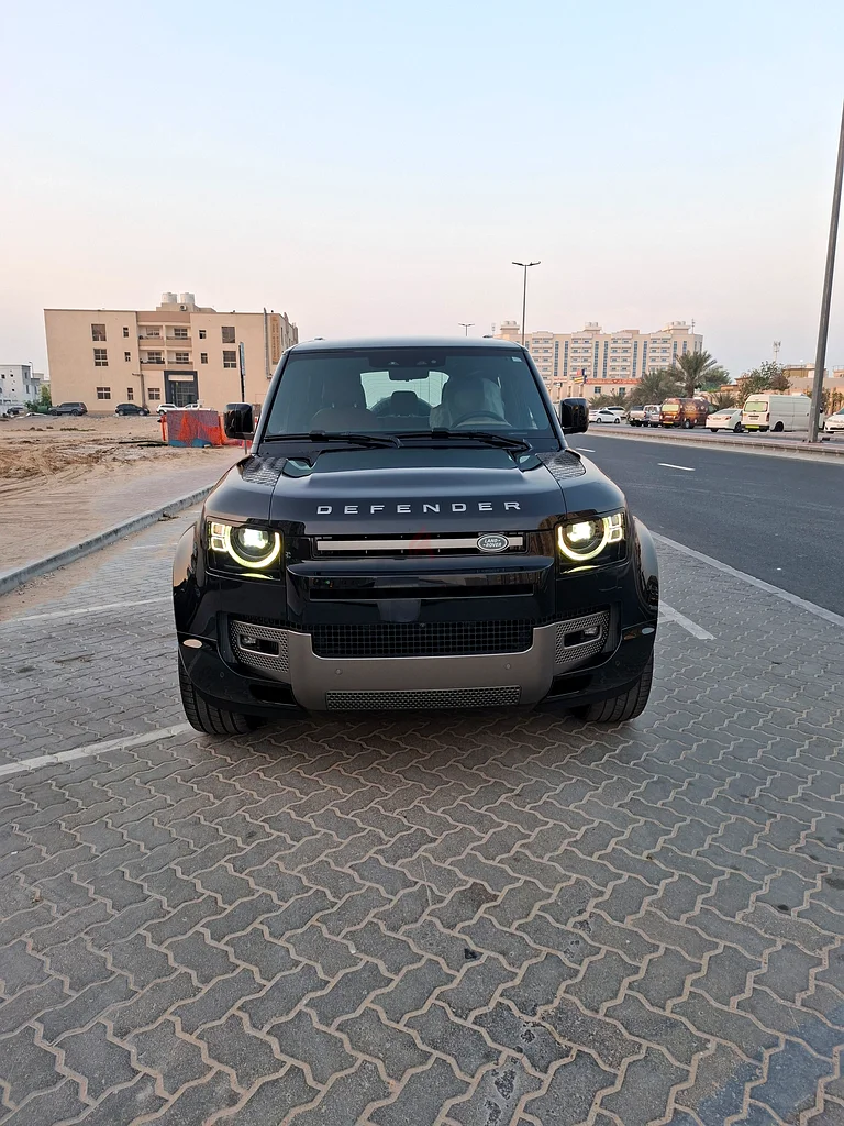 Land Rover Defender HSE V6 110 GCC ALTAYER ZERO KM63700287372291111