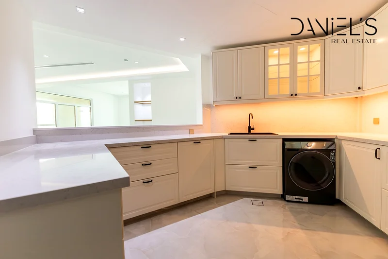Sea View | Vacant | Upgraded | Large Balcony63753253643523112