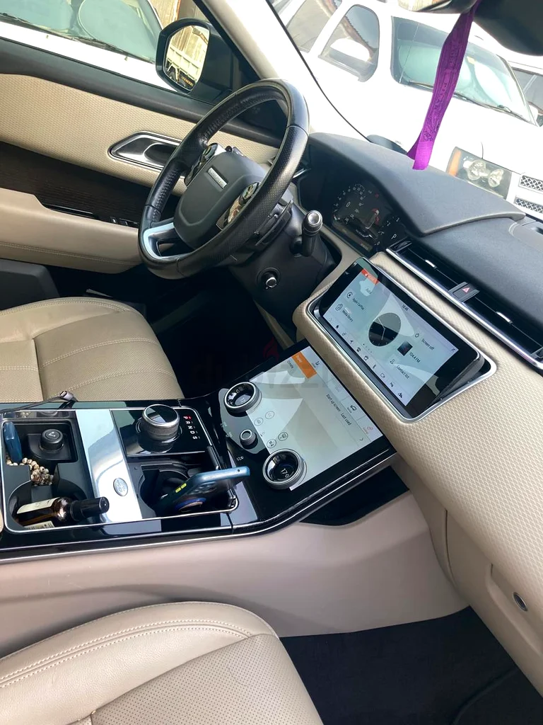 For Sale: 2018 Land Rover Range Rover Velar P250 S GCC Specs63699059921411112