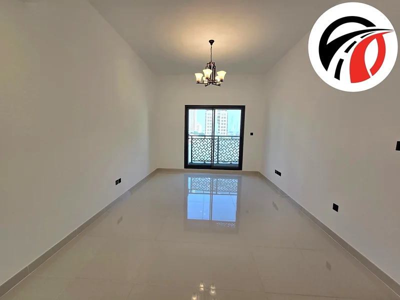 شقة واسعة | غرفة تخزين | موقع متميز63739736998147111