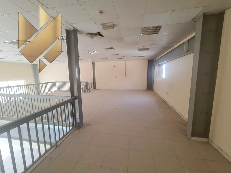 Industrial warehouse for annual rent 12 with scale and central air conditioning63622732940673114