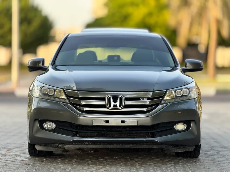 هوندا اكورد Sport V6 موديل 2015 خليجى فل اوبشن صبغ الوكاله63699033400579110