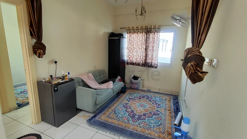 غرفة عائلية خاصة مفروشة بالكامل63829426733698110