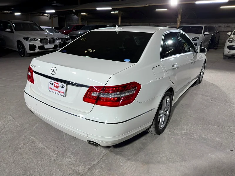 MERCEDES E-CLASS E350 2011 3.5L | AVANTGARDE PACKAGE | MEMORY PACKAGE | BLACK LEATHER INTERIOR63613135083393111