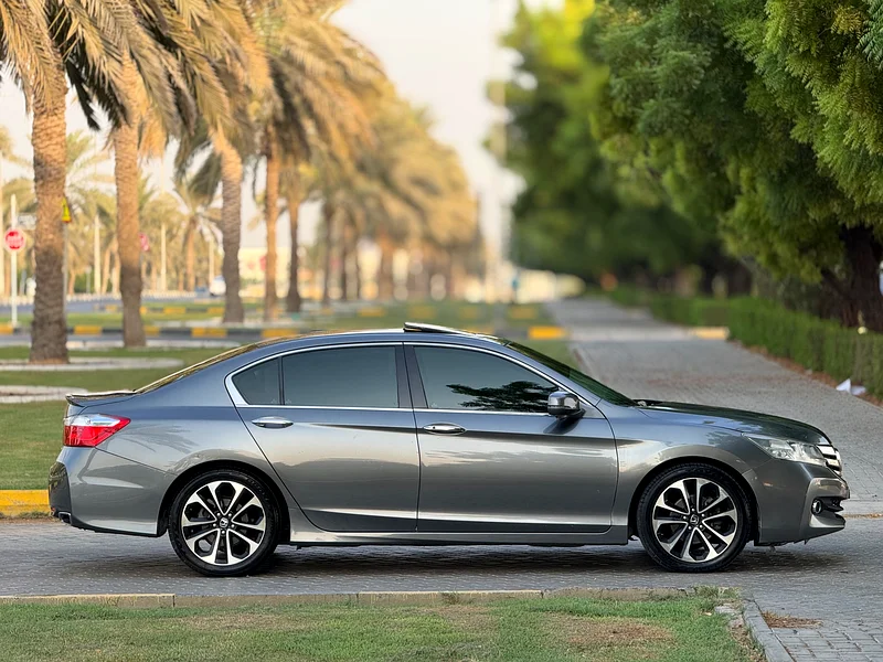 هوندا اكورد Sport V6 موديل 2015 خليجى فل اوبشن صبغ الوكاله63699033400579114