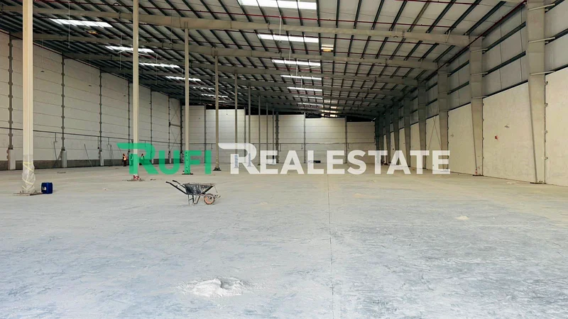 43,328 SQFT Warehouse for Rent in Emirates Modern Industrial Area, Umm Al Quwain.63623152288643114
